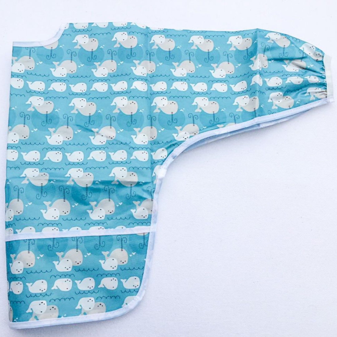 Babero de manga larga impermeable
