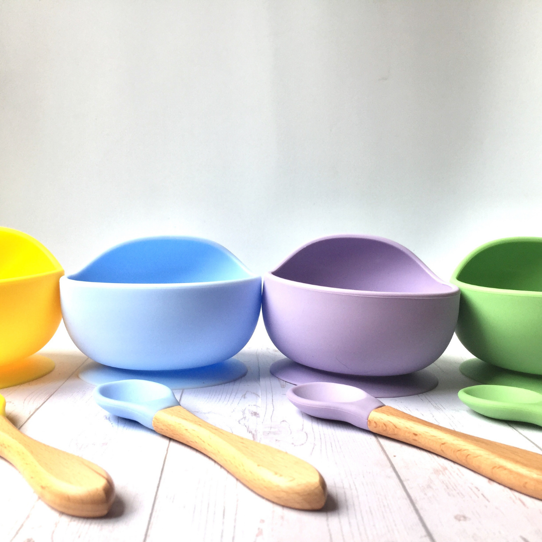 Set Bowl de silicona + Cuchara con mango de bambú